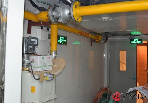 在山东济华高压天然气项目中的施工经验,叙述了高压燃气管道工程中管